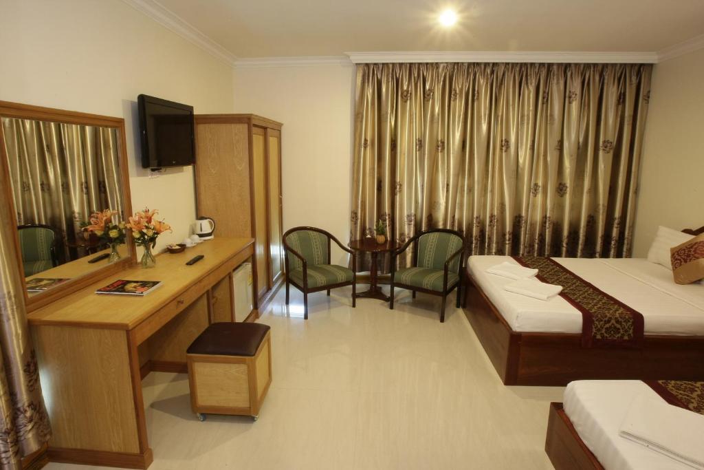 White Beach Hotel 시아누크빌 객실 사진