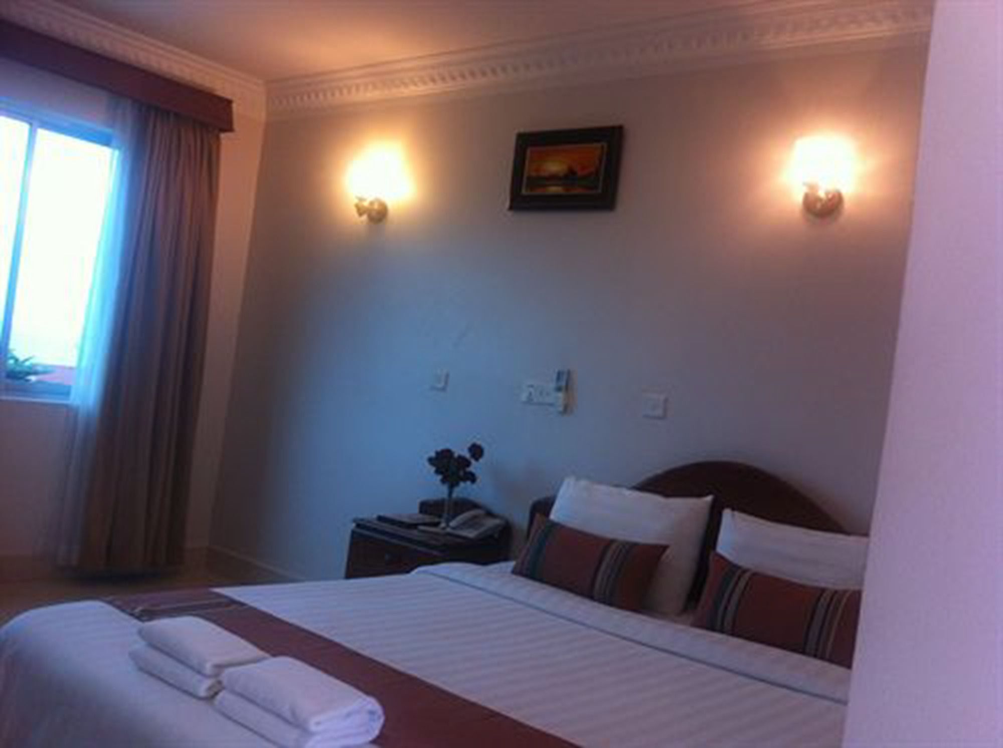 White Beach Hotel 시아누크빌 외부 사진