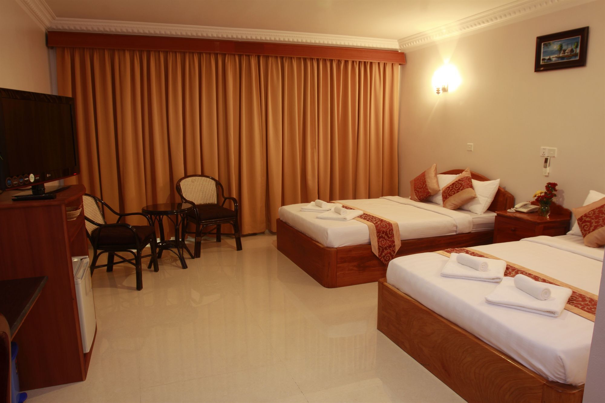 White Beach Hotel 시아누크빌 외부 사진